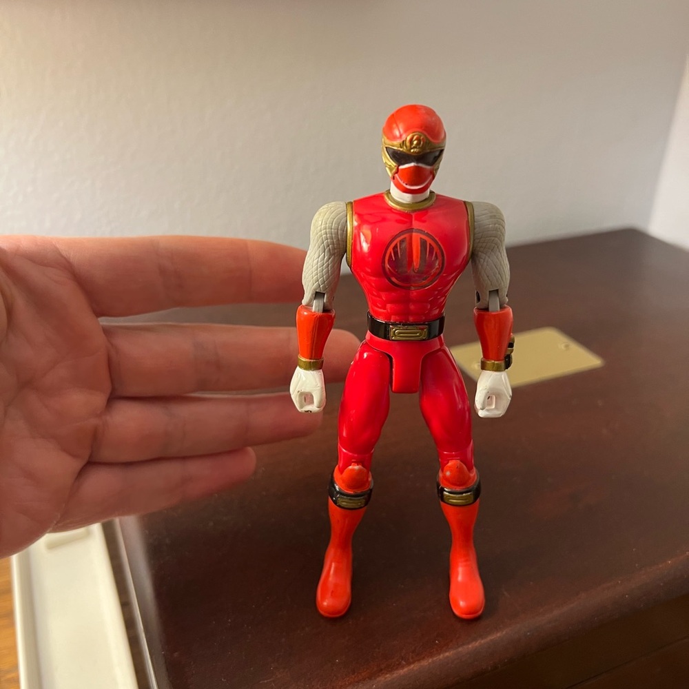 Red Power Ranger Action Figure Toy - Picture 4 of 5